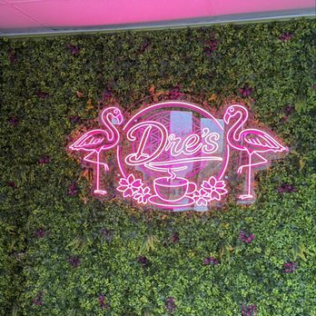 Dre's Cafe - Coffee & Tea Near Me - Toluca Lake, California