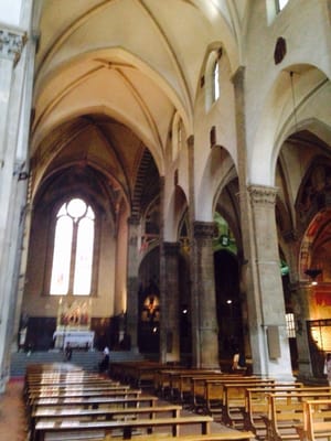 Basilica di Santa Trinita by null