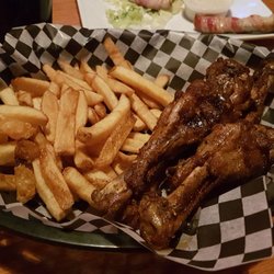 Cramdon's Tap & Eatery - Duck wings and fries