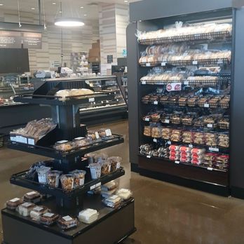 Lunds & Byerlys - Grocery Near Me - Saint Paul, Minnesota