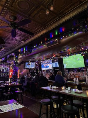 Mercury Bar West by null