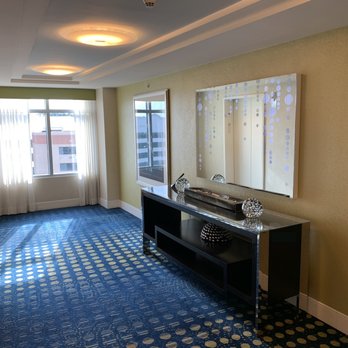 Renaissance Arlington Capital View Hotel - 10th floor - Hotels Near Me - Arlington, Virginia