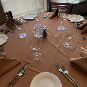 Firenze Trattoria - Elegant table settings - Italian Near Me - Encinitas, California Firenze Trattoria - Elegant table settings - Italian Near Me - Encinitas, California