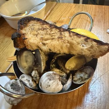 RockCreek Seafood & Spirits - Barron Point Manila Clams - Seafood Near Me - Seattle, Washington