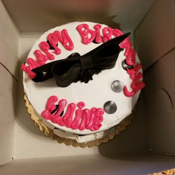 Safeway - This is what the lady at the bakery did to my daughters 15th birthday cake. Can you even read it?!??!! Off center, sloppy and ridiculous. - Grocery Near Me - Kapolei, Hawaii Safeway - This is what the lady at the bakery did to my daughters 15th birthday cake. Can you even read it?!??!! Off center, sloppy and ridiculous. - Grocery Near Me - Kapolei, Hawaii