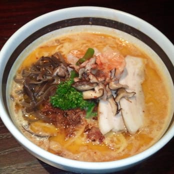 Ramen Parlor - Standard bowl, miso broth, with lobster oil. Doesn't this look the same as the pork broth or soy sauce broth?? - Ramen Near Me - San Mateo, California Ramen Parlor - Standard bowl, miso broth, with lobster oil. Doesn't this look the same as the pork broth or soy sauce broth?? - Ramen Near Me - San Mateo, California