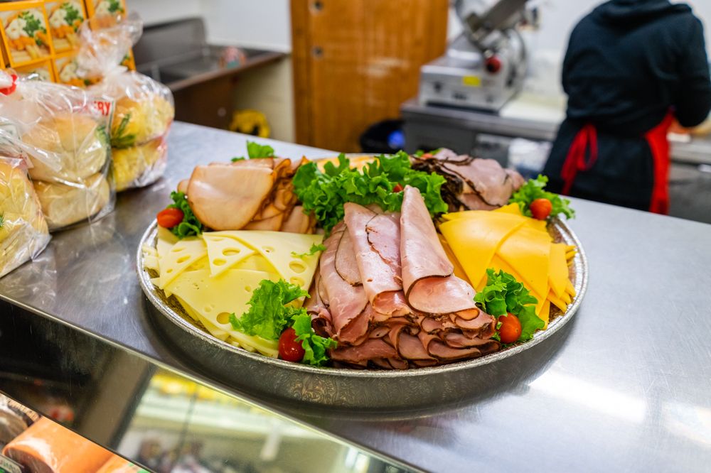 BEILER’S PENN DUTCH MARKET Updated September 2024 26 Photos & 33