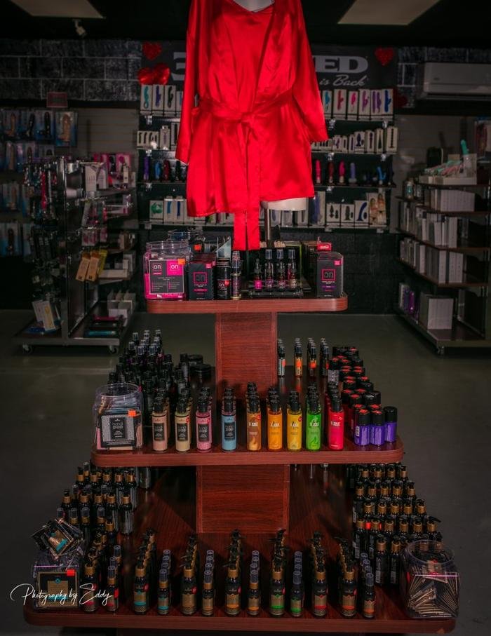 LOVE SHACK INTIMATE BOUTIQUE - Updated September 2025 - 123 Photos - 5730 N US Hwy 87, San