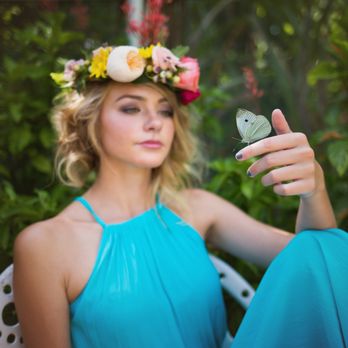 Balayage Boutique - Inspiration at The Naples Botanical Garden - Hair Stylists Near Me - Naples, Florida Balayage Boutique - Inspiration at The Naples Botanical Garden - Hair Stylists Near Me - Naples, Florida