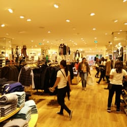 Uniqlo