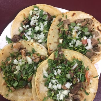 Tacos Sahuaro - Out is these 4, tripa was my fav. - Tacos Near Me - Phoenix, Arizona Tacos Sahuaro - Out is these 4, tripa was my fav. - Tacos Near Me - Phoenix, Arizona