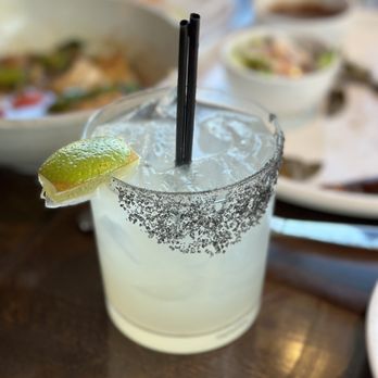 Mandarin Kitchen - Magaritas Happy Hour - Seafood Near Me - Santa Rosa, California