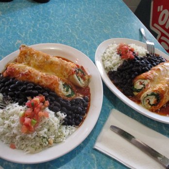 Wahoo's Fish Taco - Baja Lada Platter - Mexican Near Me - Irvine, California Wahoo's Fish Taco - Baja Lada Platter - Mexican Near Me - Irvine, California
