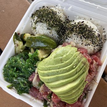 Jus' Poke - Original Poke - Large Bowl with Pickled Cucumbers & Seaweed Salad - Hawaiian Near Me - Redondo Beach, California