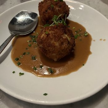 Mignonette - Crab cakes - New American Near Me - Miami, Florida Mignonette - Crab cakes - New American Near Me - Miami, Florida