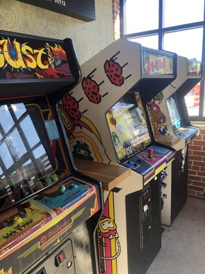 16-Bit Bar+Arcade by null