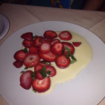Roost - Grapefruit creme w/ strawberries & basil - New American Near Me - Houston, Texas