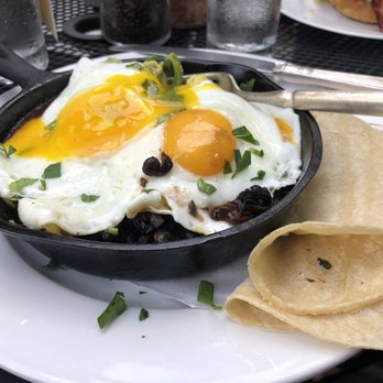 Oakhurst Café - Huevos rancheros - Breakfast & Brunch Near Me - Charlottesville, Virginia