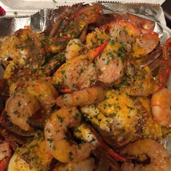 DaOne Seafood - Blue crab plate - Food Delivery Services Near Me - Atlanta, Georgia