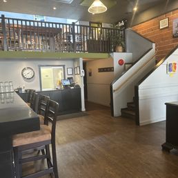 Main dining area/bar