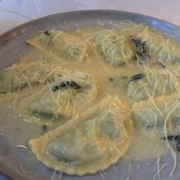 PANZAROTTI so heavy on the rosemary small portion PANZAROTTI so heavy on the rosemary small portion