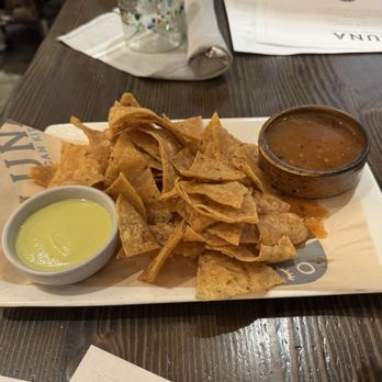 LUNA Mexican Kitchen - The Pruneyard - Complimentary Chips and salsas - Mexican Near Me - Campbell, California LUNA Mexican Kitchen - The Pruneyard - Complimentary Chips and salsas - Mexican Near Me - Campbell, California