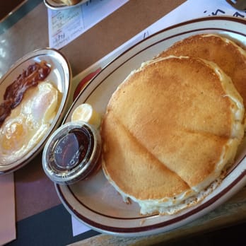 George Webb - The double Webb. - Breakfast & Brunch Near Me - Waukesha, Wisconsin George Webb - The double Webb. - Breakfast & Brunch Near Me - Waukesha, Wisconsin
