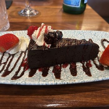 Wemmys Kitchen & Lounge - Chocolate cake - Seafood Near Me - Marlborough, Massachusetts Wemmys Kitchen & Lounge - Chocolate cake - Seafood Near Me - Marlborough, Massachusetts