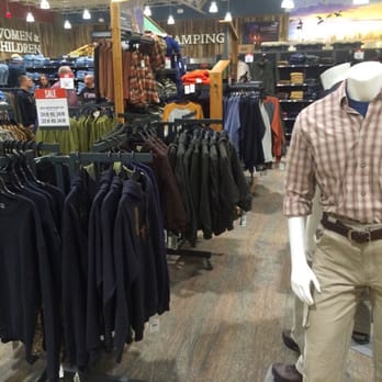 Cabela's - Men's - Guns & Ammo Near Me - Lubbock, Texas