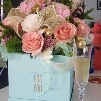 Cielos Flowers - Mother's day flower arrangement - Florists Near Me - Norwalk, California Cielos Flowers - Mother's day flower arrangement - Florists Near Me - Norwalk, California