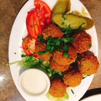 La Luna - Falafel - Middle Eastern Near Me - Hamilton, Ontario