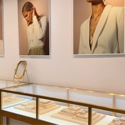 Julez Bryant - Encinitas Gallery & Studio