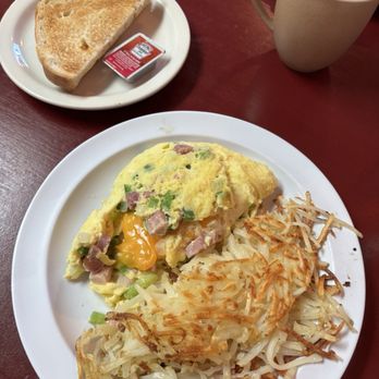 Nana's Cafe - Western omelette and sourdough toast - Breakfast & Brunch Near Me - Prescott, Arizona Nana's Cafe - Western omelette and sourdough toast - Breakfast & Brunch Near Me - Prescott, Arizona