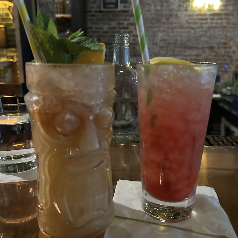 815 - Cocktail Bars Near Me - Manchester, New Hampshire 815 - Cocktail Bars Near Me - Manchester, New Hampshire