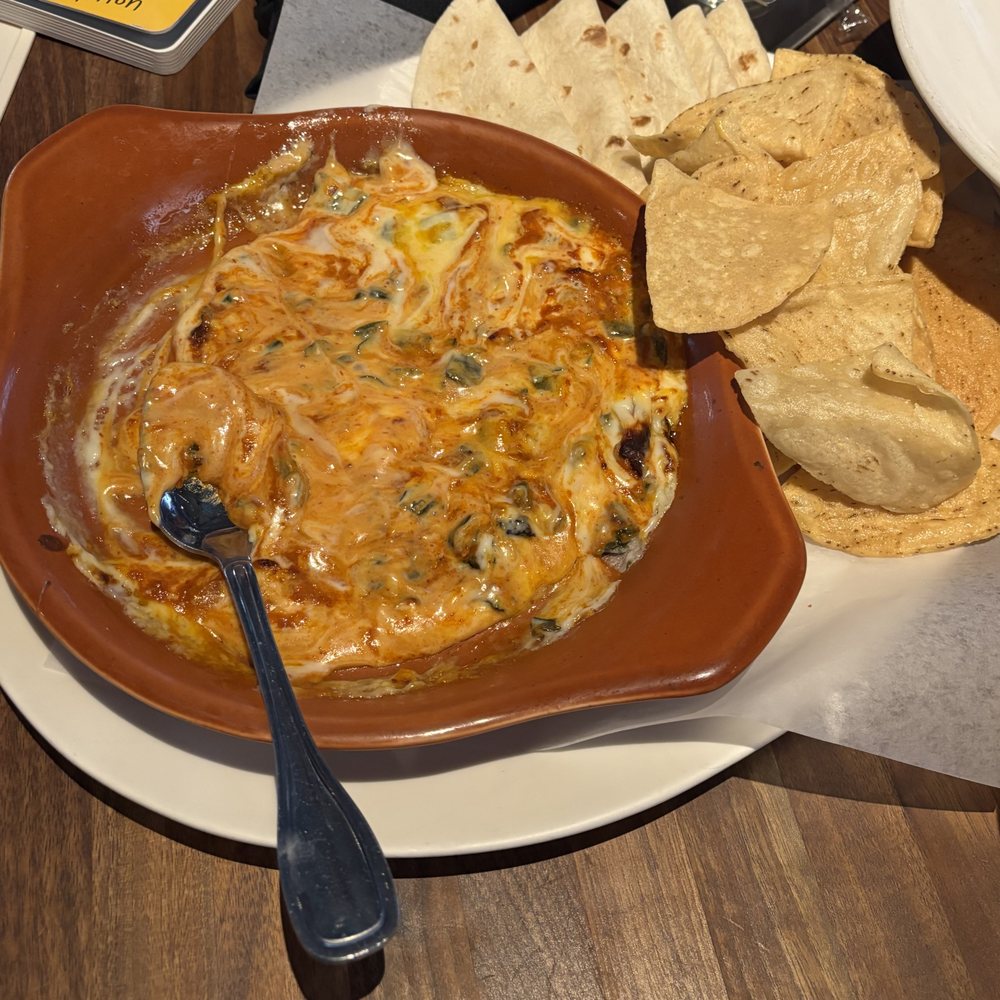 Yard House - Miguel's Queso Dip with Flour Tortillas & Chips - New American Near Me - Denver, Colorado Yard House - Miguel's Queso Dip with Flour Tortillas & Chips - New American Near Me - Denver, Colorado