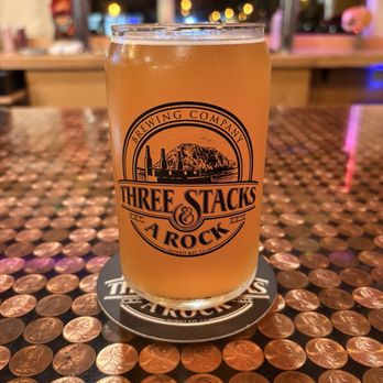 Three Stacks and a Rock Brewing - Breweries Near Me - Morro Bay, California