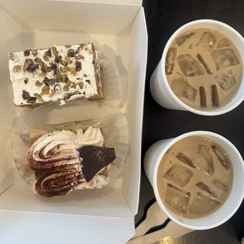 Le Petit - Coffee and pastries - French Near Me - Ventura, California