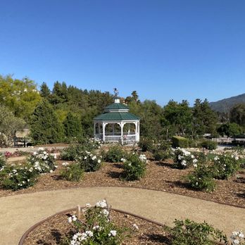 Rose Haven Heritage Garden - Community Gardens Near Me - Temecula, California