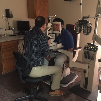Atteberry Eye Centers - Friendly and efficient eye exams with the latest technology - Optometrists Near Me - Topeka, Kansas