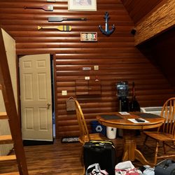 Serenity Springs - Cabin #6 The Lighthouse kitchen/dining area