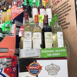 Reyes Liquors