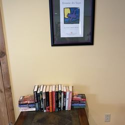 Wichmann Vineyard - Downstairs books for reading