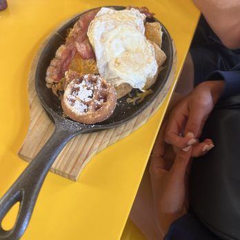 Up For Brunch - Skillet with Bacon and Over easy Eggs - Breakfast & Brunch Near Me - Shreveport, Louisiana