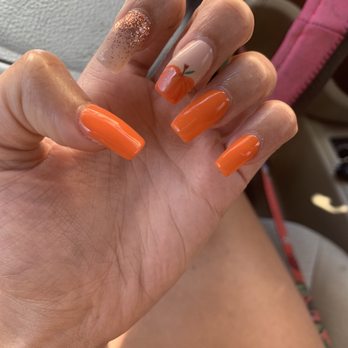 Blush Nail Lounge - Nail Salons Near Me - Tampa Bay, Florida