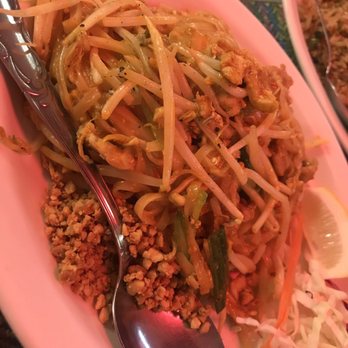 Salatip - Chicken pad Thai - Thai Near Me - Lancaster, California