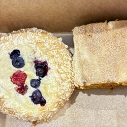 Cloudview Kitchen - Brioche donut and pumpkin bar
