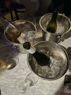 THE TELL ME BAR by null