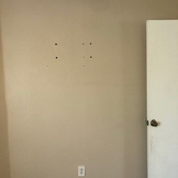 183 Professional Roofing & Painting - Holes needed patching - Painters Near Me - Austin, Texas 183 Professional Roofing & Painting - Holes needed patching - Painters Near Me - Austin, Texas