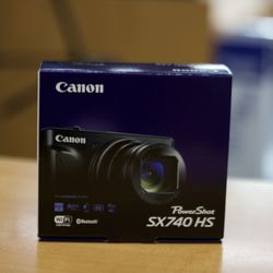 Icon Cameras - Canon PowerShot Sx740HS point and shoot Camera