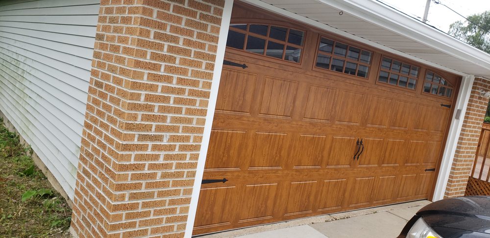 Shareef Garage Door Service - Garage Door Contractor in Milwaukee, WI